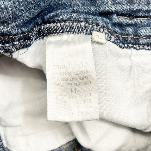 Mind Code denim shorts - Picture 4 of 4